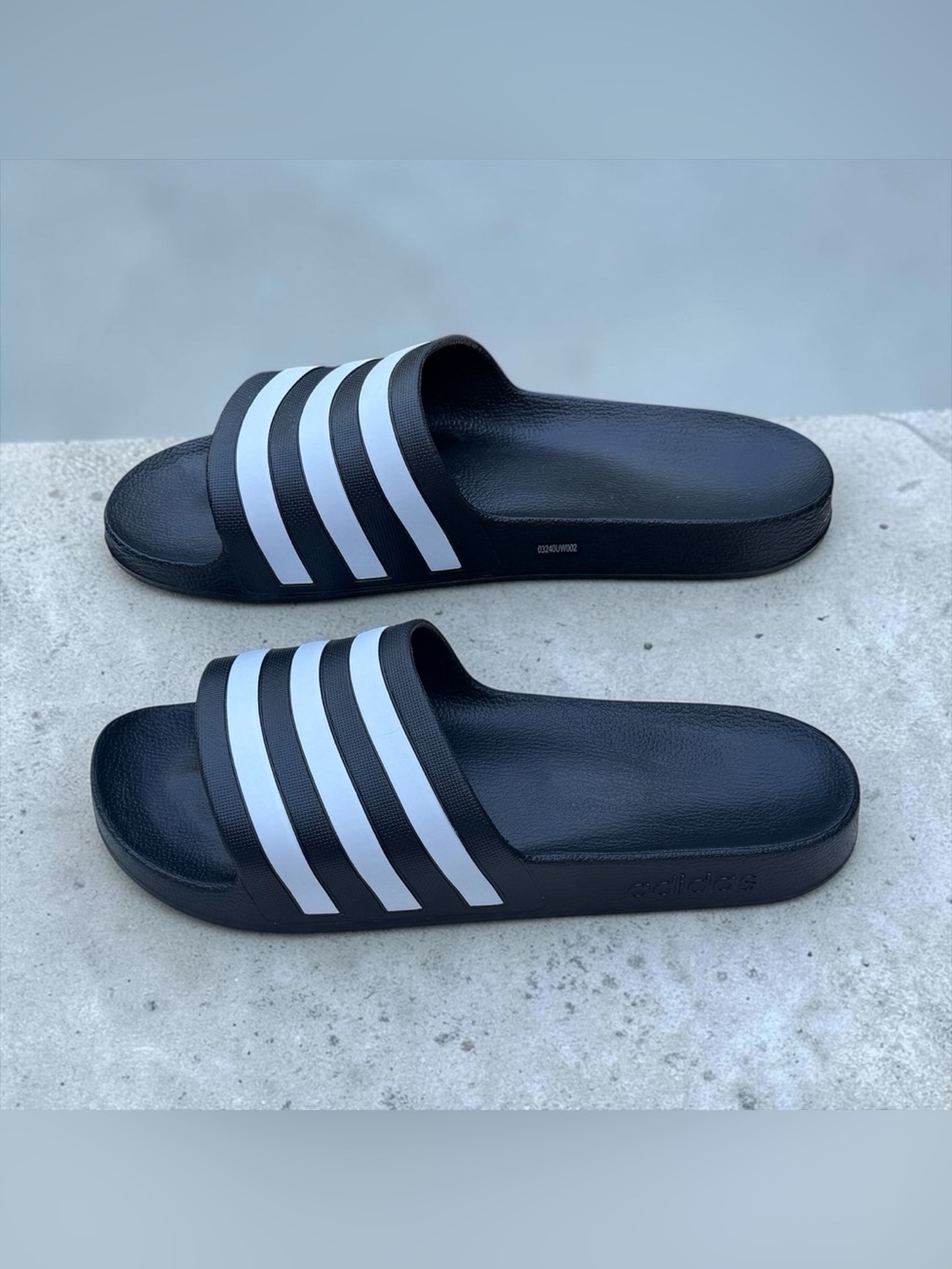 NWOT Adidas Men’s Black White Slide Sandals! Size 11! - Picture 2 of 8